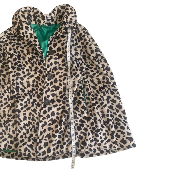 Cheetah Leopard Fleece Cape with a satin emerald green lining Size XL - Picture 6 of 12